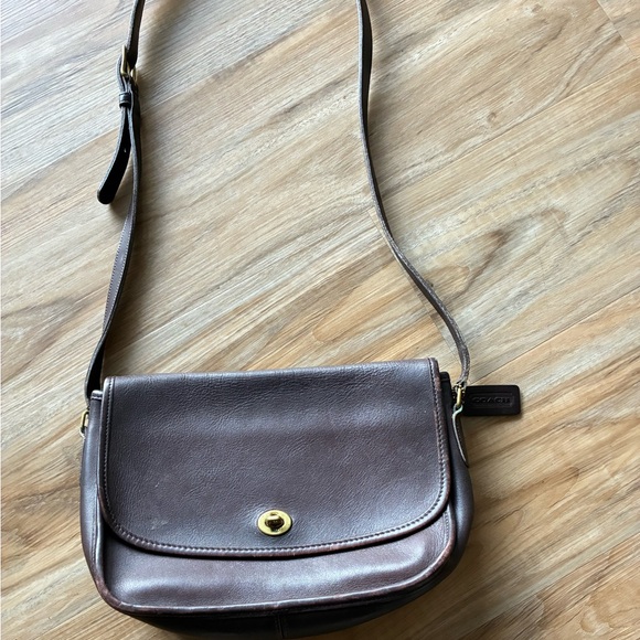 Vintage Coach Dark Brown Leather Shoulder Bag - Picture 2 of 11